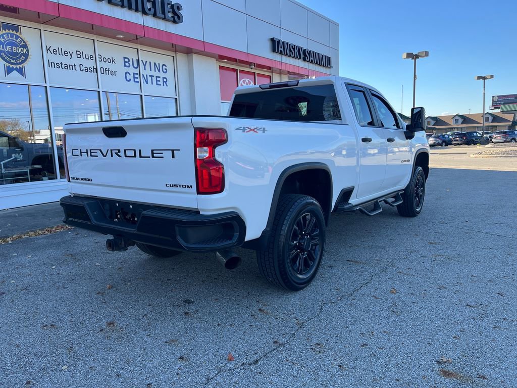 Used 2021 Chevrolet Silverado 2500 Custom w/ Custom Value Package image 6