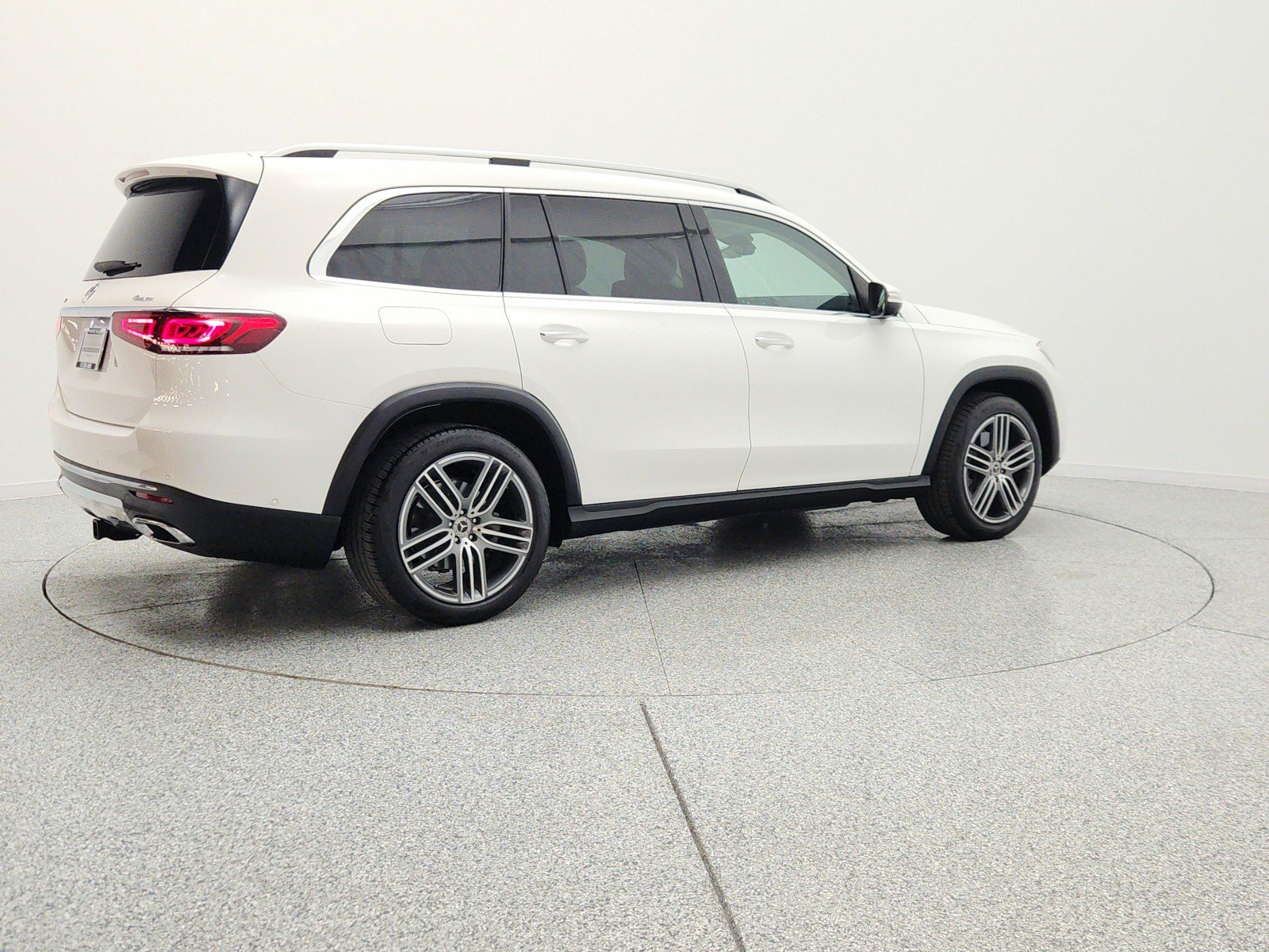 Certified 2023 Mercedes-Benz GLS 450 4MATIC image 5
