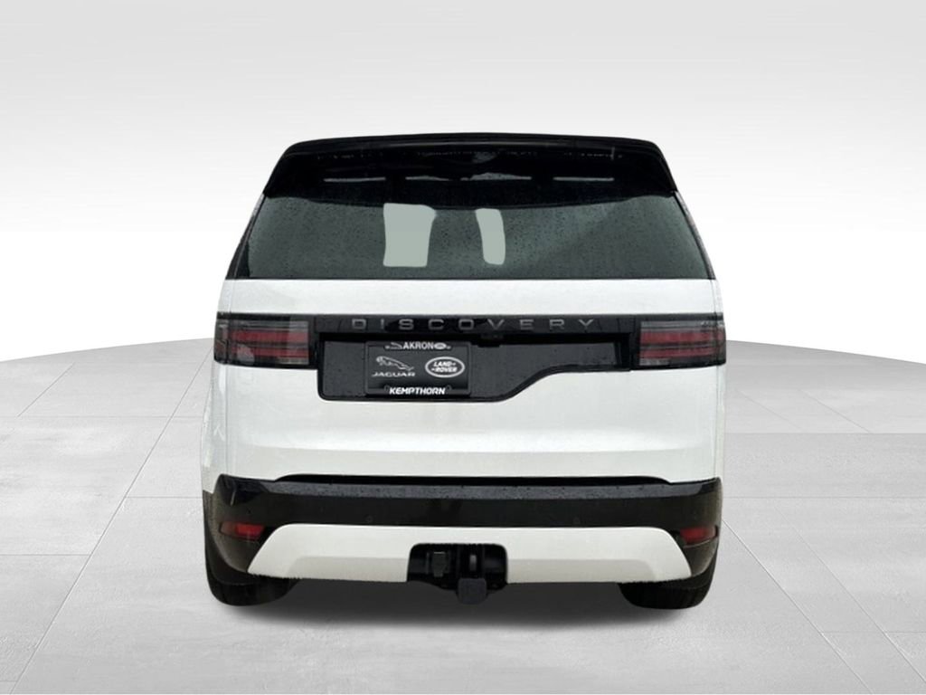 New 2024 Land Rover Discovery Dynamic SE image 4