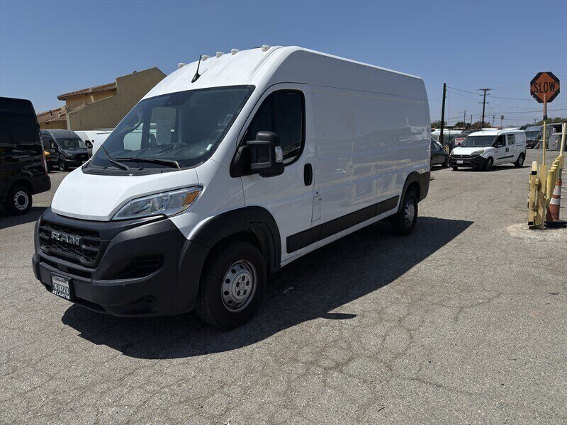 Used 2023 RAM ProMaster 2500 FWD image 3