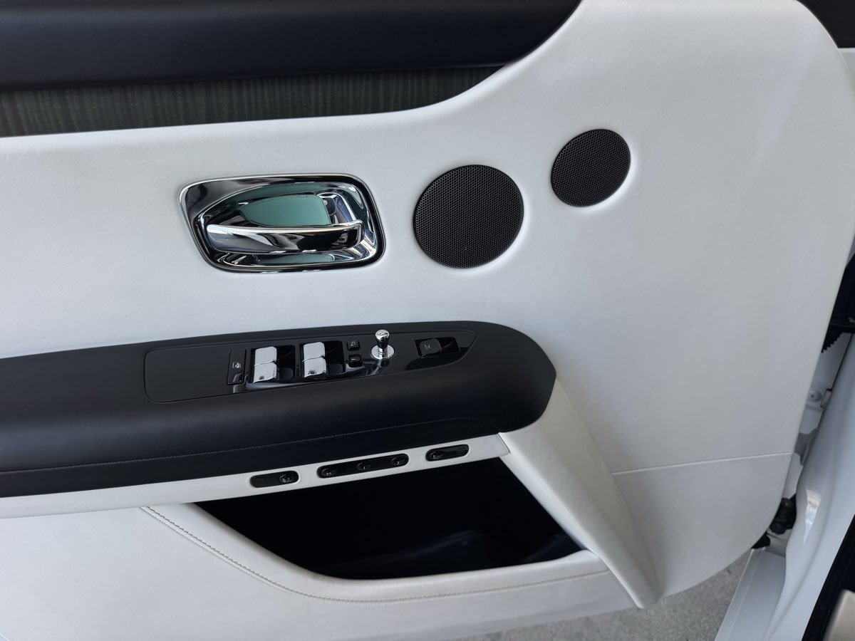 Used 2022 Rolls-Royce Ghost w/ Ghost Package AWD/4WD image 31