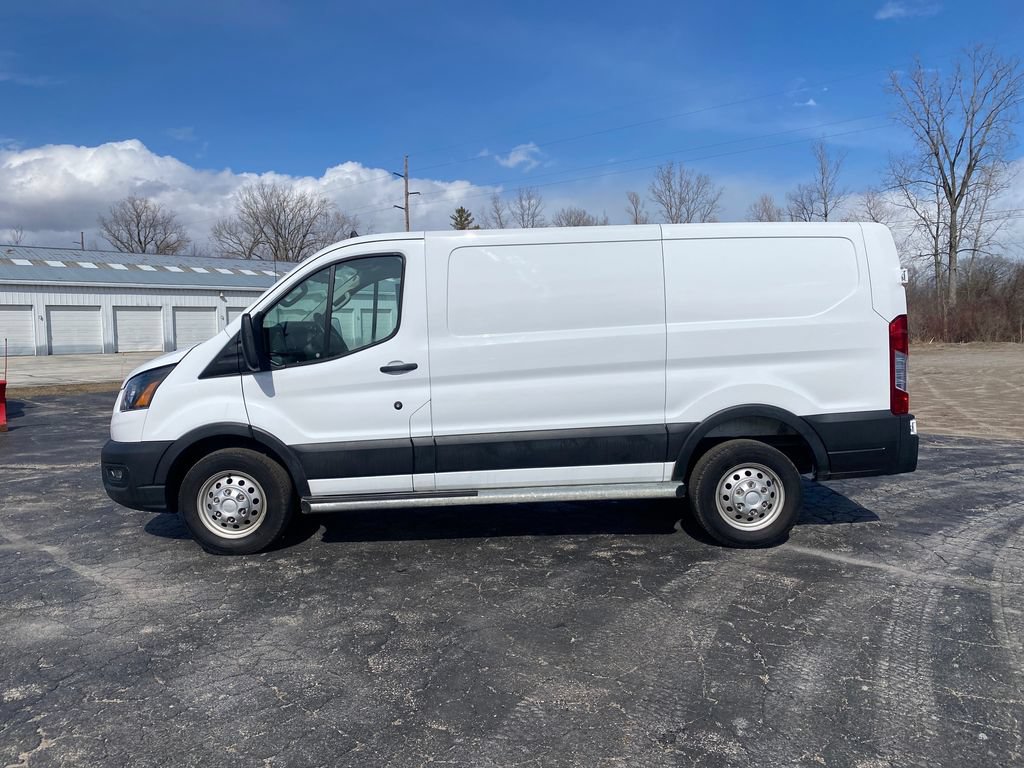 Used 2024 Ford Transit 250 Low Roof AWD w/ Exterior Upgrade Package image 3