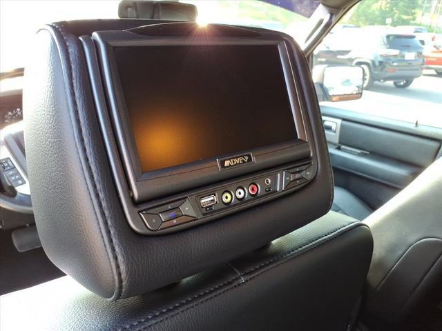 Used 2016 Ford Expedition Limited AWD/4WD image 17