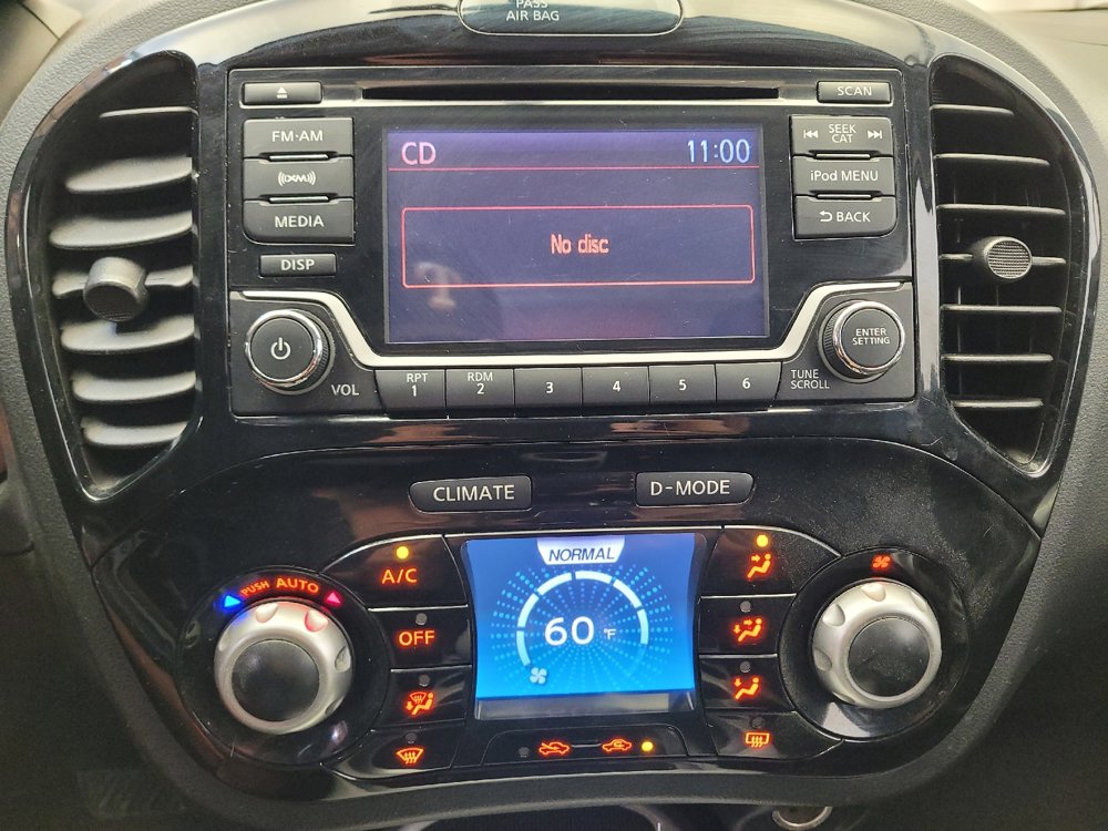 Used 2017 Nissan Juke SV image 25