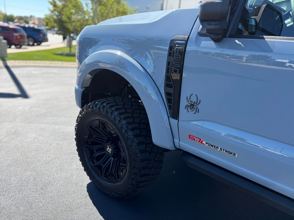 New 2027 Ford F250 Lariat w/ Black Appearance Package AWD/4WD image 14