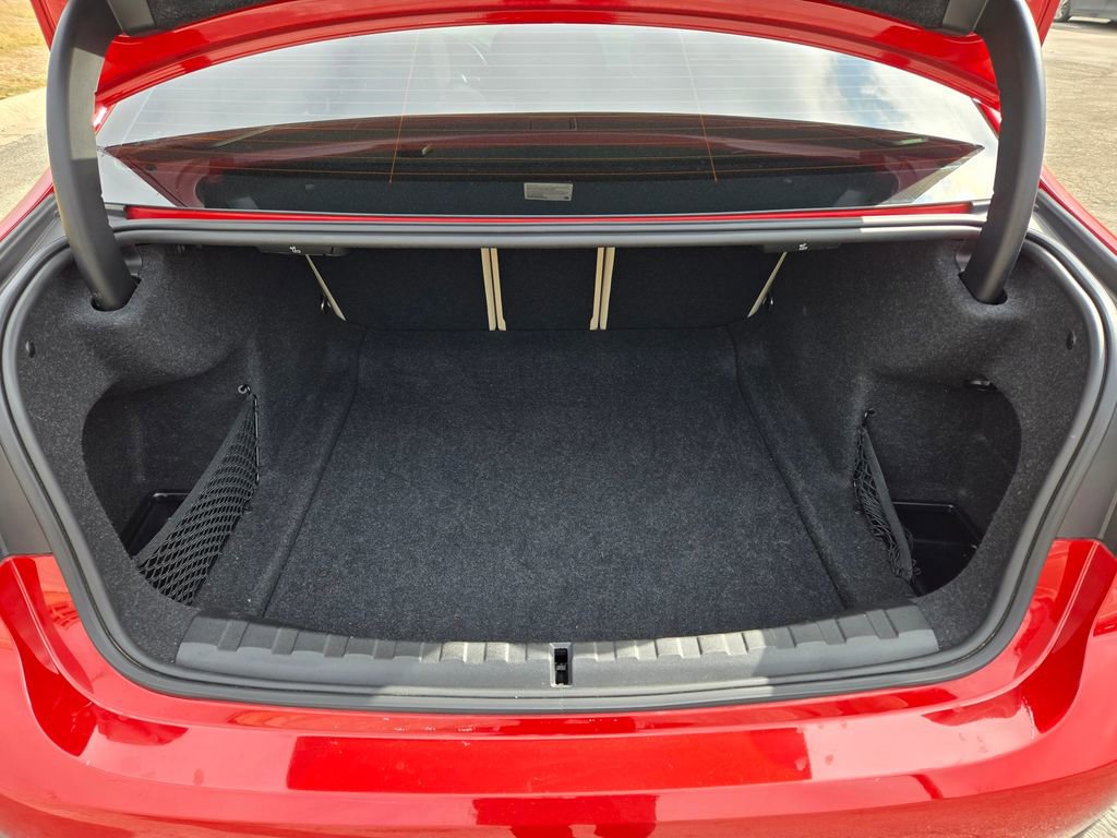 Used 2021 BMW 330i xDrive Sedan w/ Convenience Package image 31