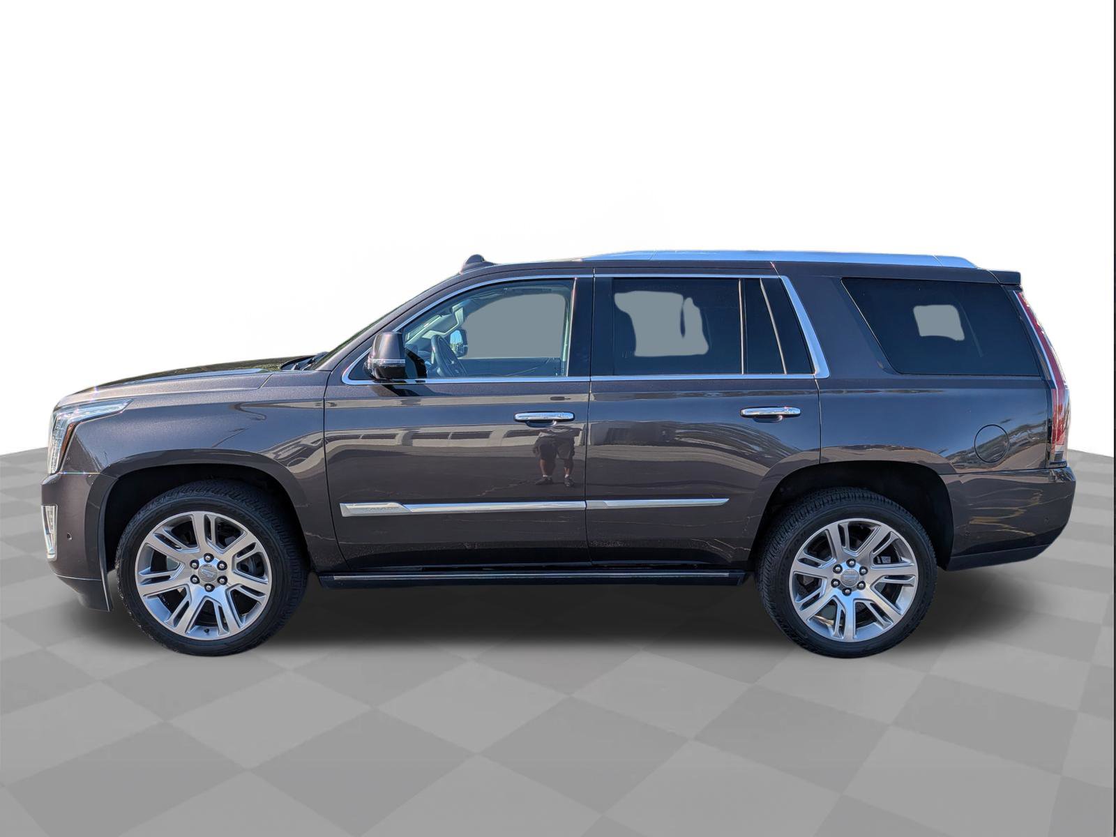 Certified 2018 Cadillac Escalade Premium Luxury AWD/4WD image 7