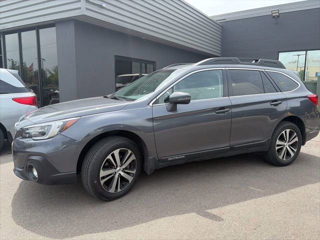 Used 2018 Subaru Outback 2.5i Limited AWD/4WD image 6