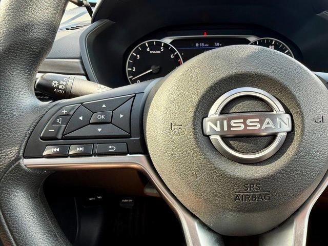 Used 2025 Nissan Altima 2.5 SV FWD image 26