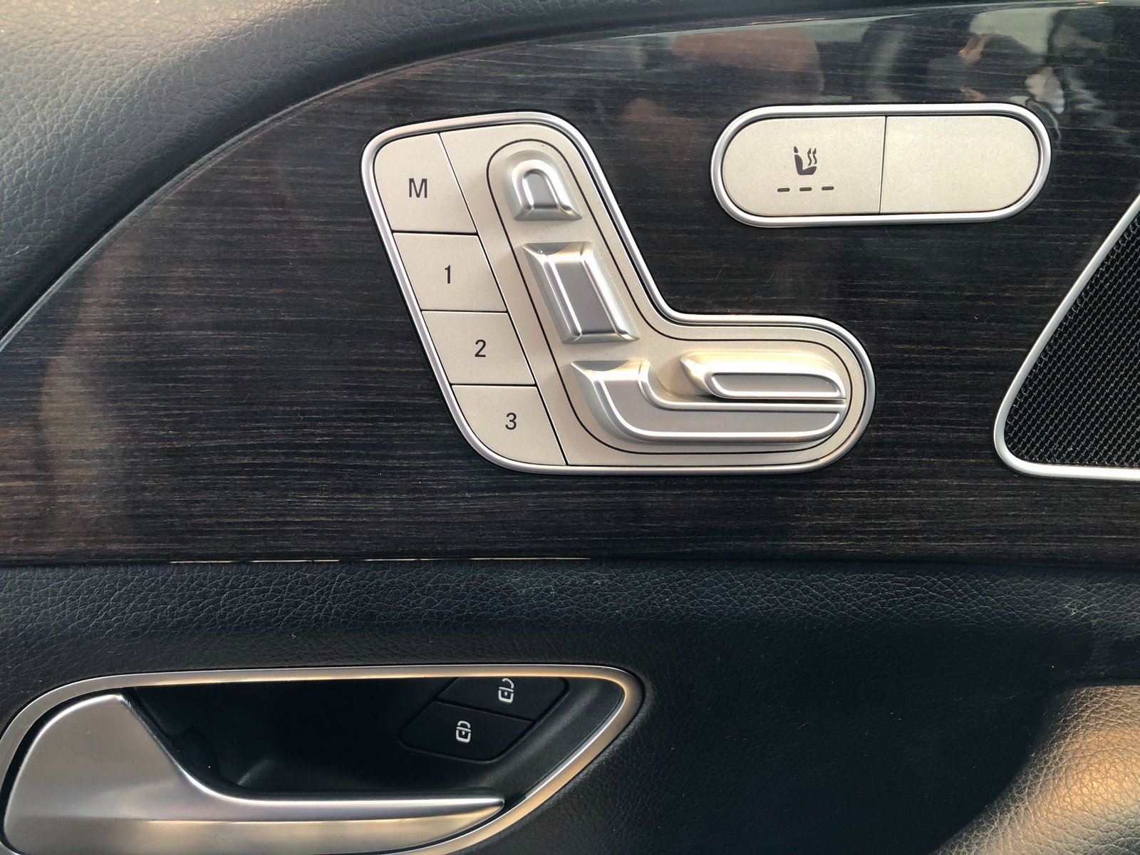 Used 2020 Mercedes-Benz GLE 350 4MATIC image 39