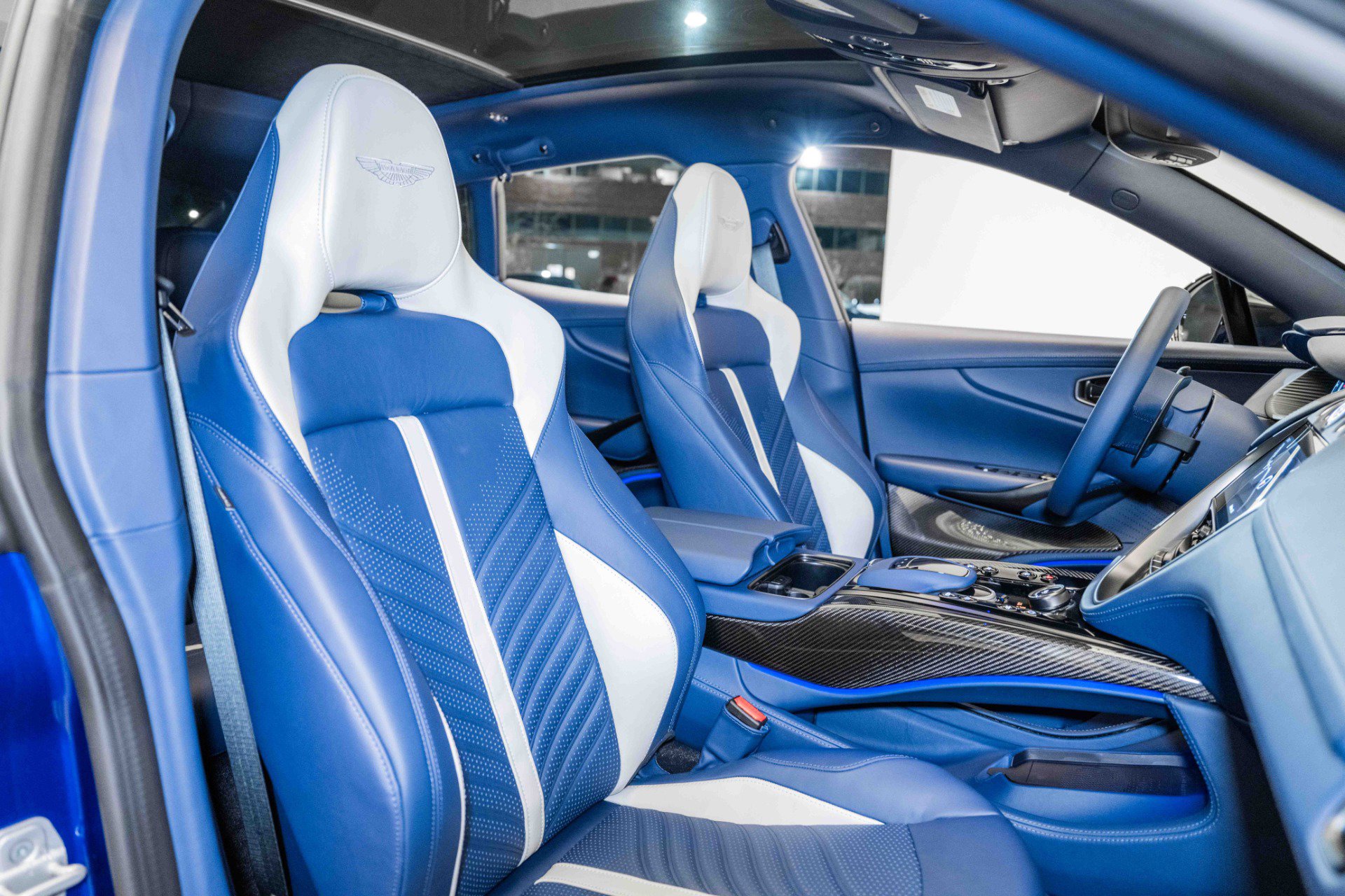 Used 2024 Aston Martin DBX 707 image 22