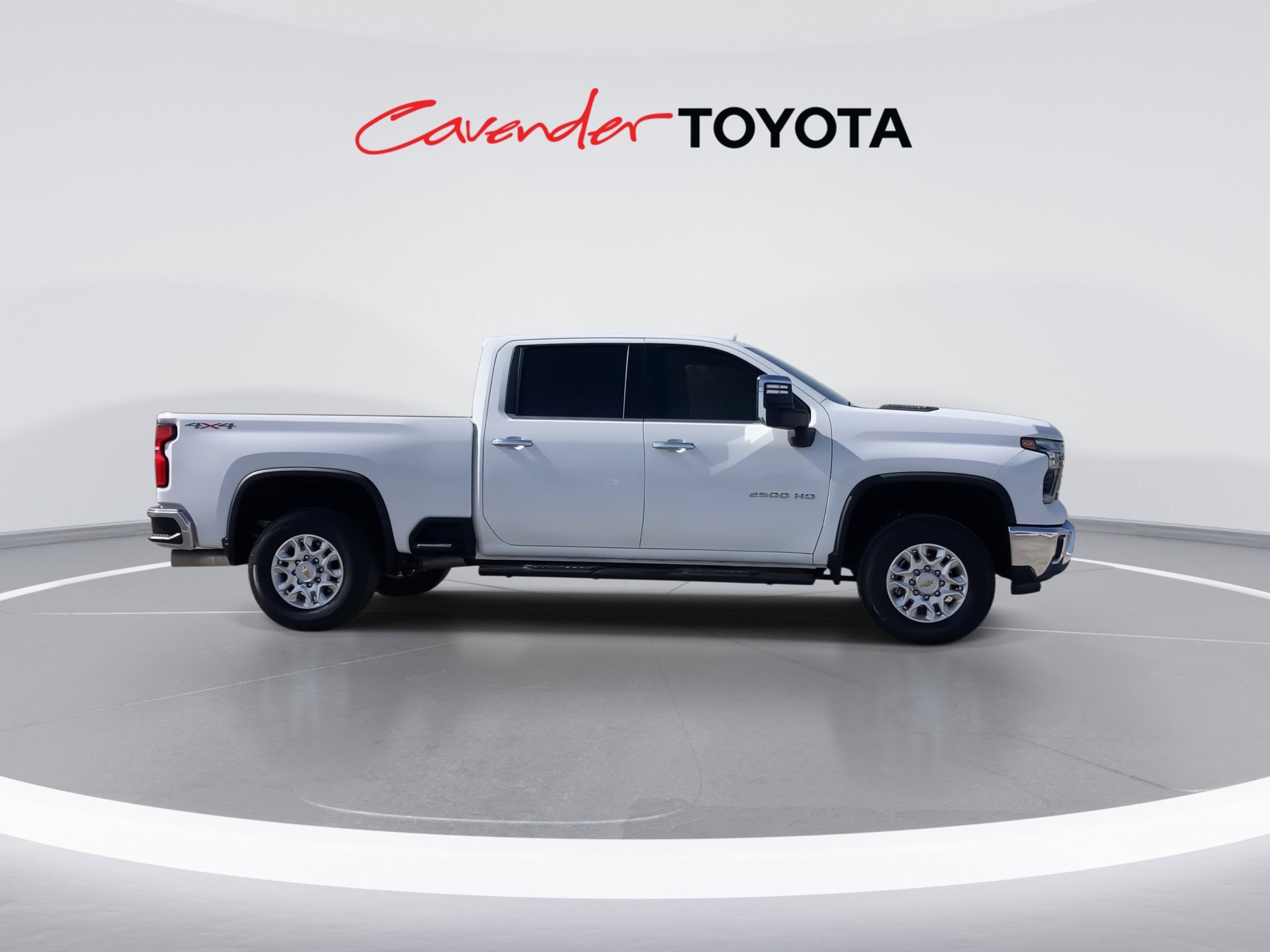 Used 2025 Chevrolet Silverado 2500 LTZ w/ LTZ Convenience Package image 9