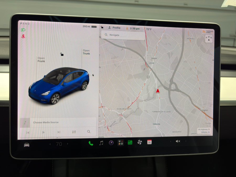 Used 2022 Tesla Model Y Long Range AWD/4WD image 20