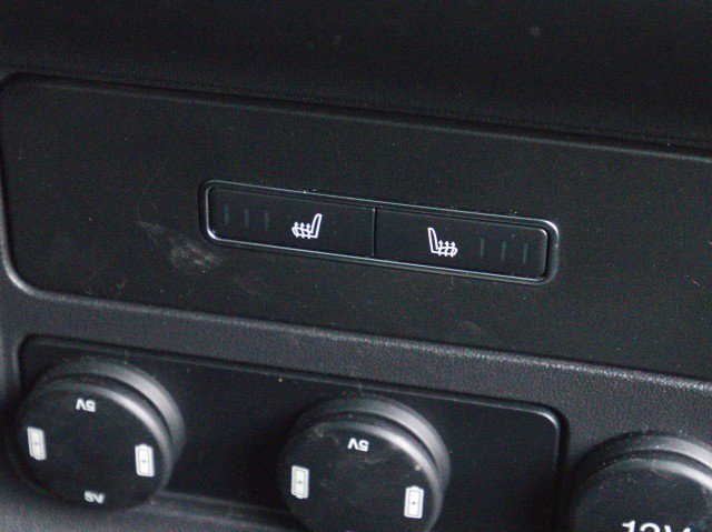 Used 2017 Jaguar F-PACE S image 32