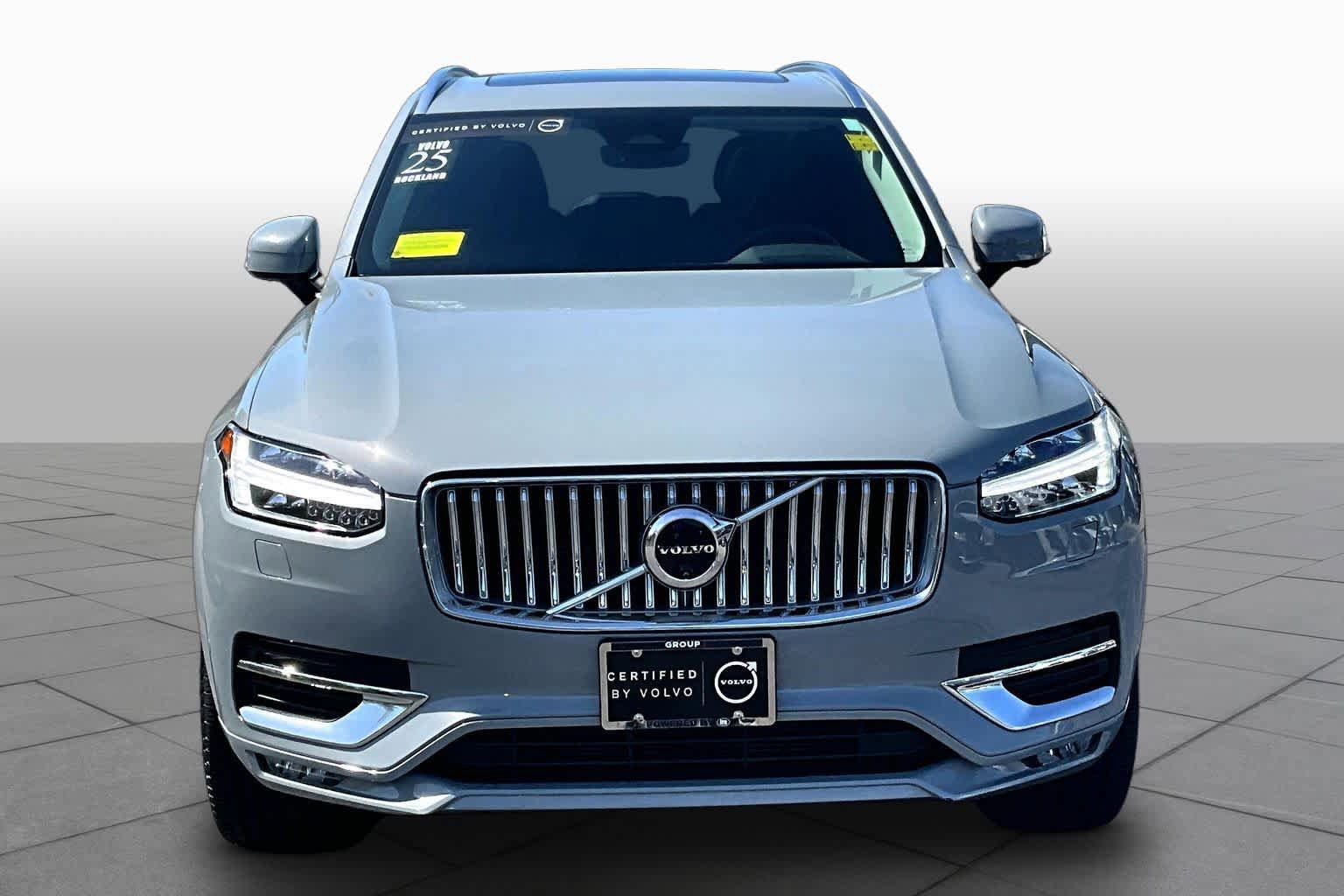 Used 2025 Volvo XC90 B6 Plus w/ Protection Package Premier AWD/4WD image 4