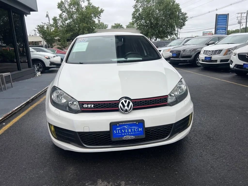 Used 2014 Volkswagen GTI Wolfsburg Edition image 20