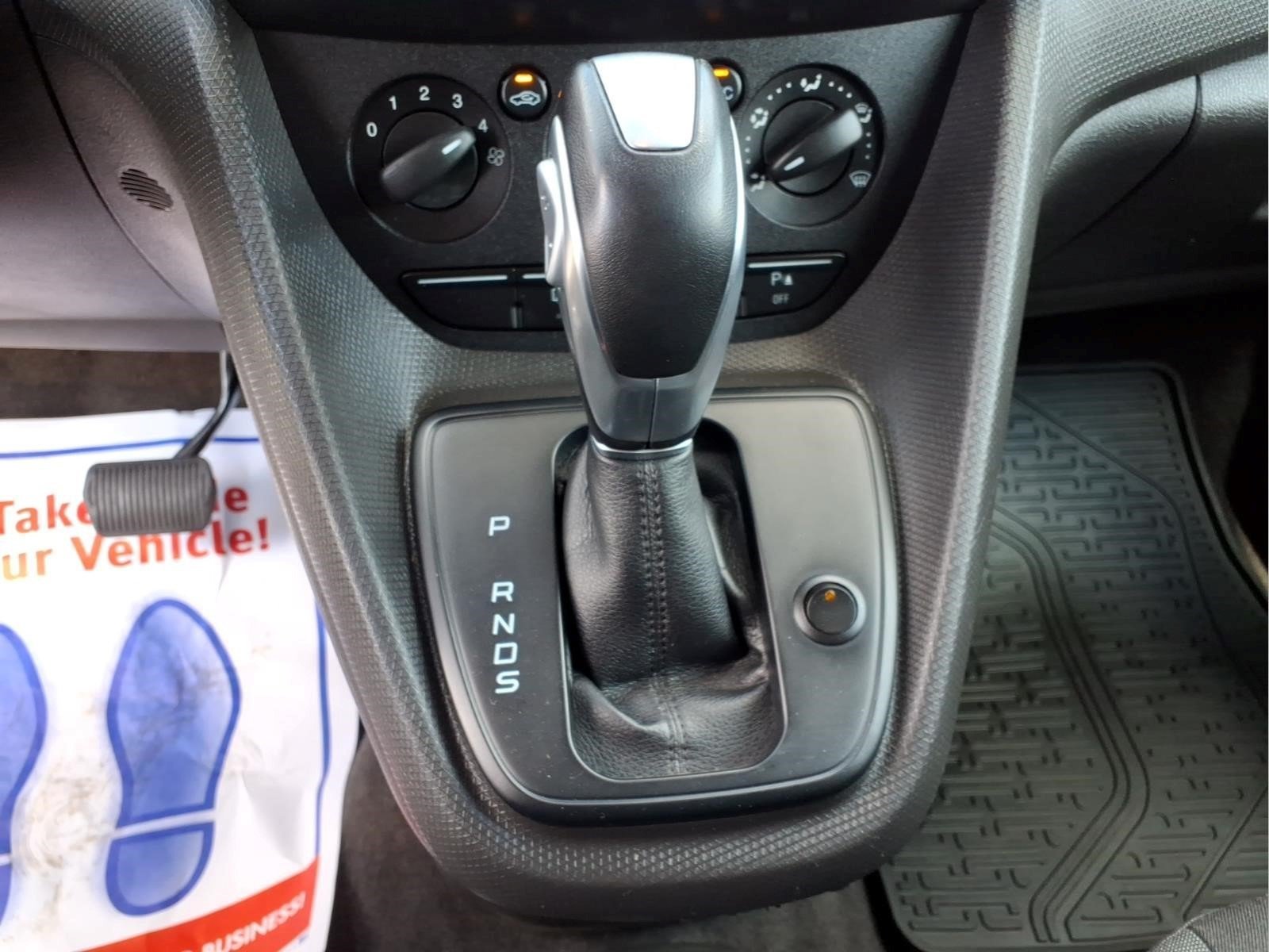 Used 2014 Ford Transit Connect XLT FWD image 13
