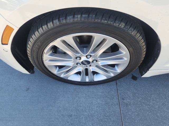 Used 2013 Lincoln MKZ Reserve image 37