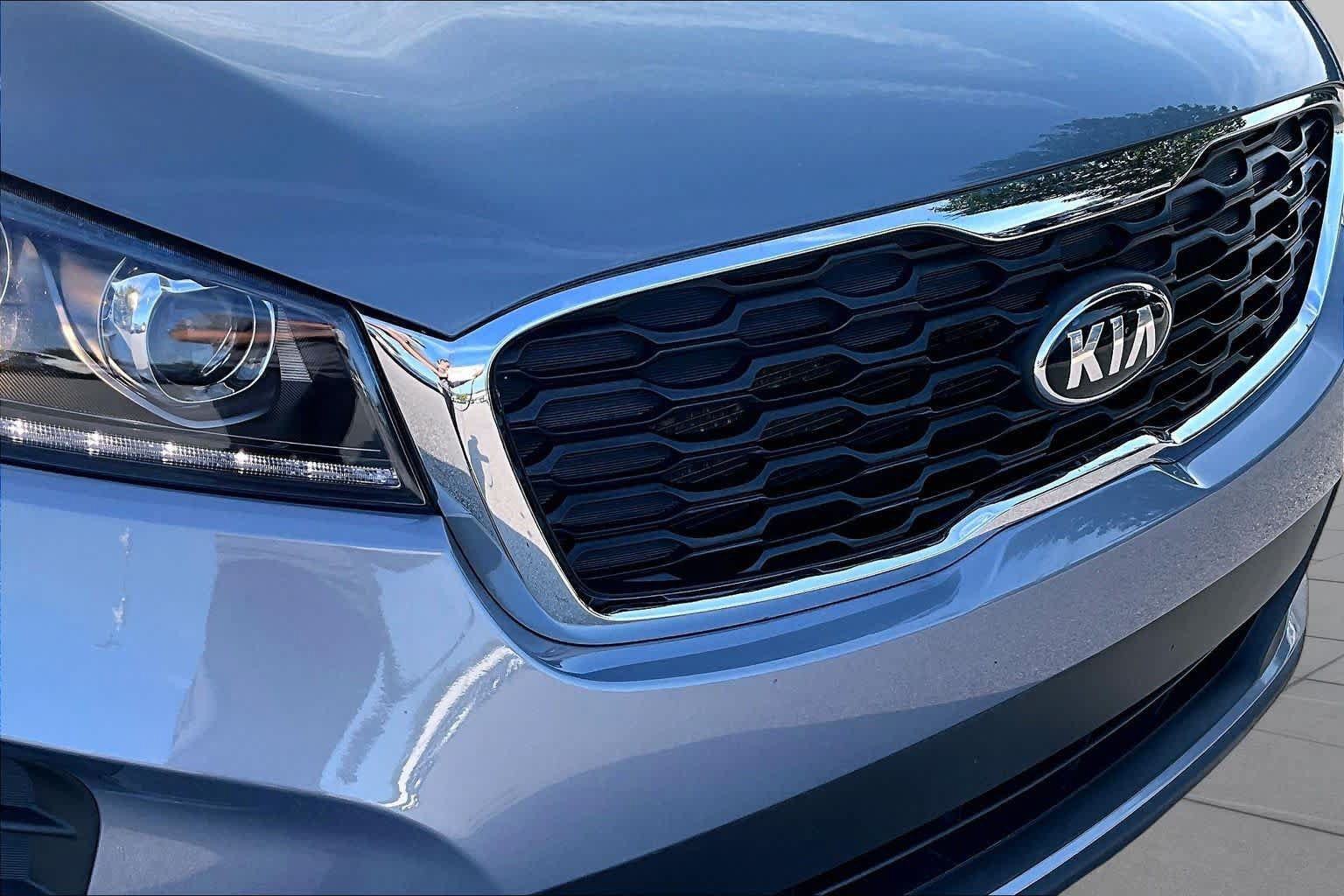Used 2019 Kia Sorento L FWD image 32