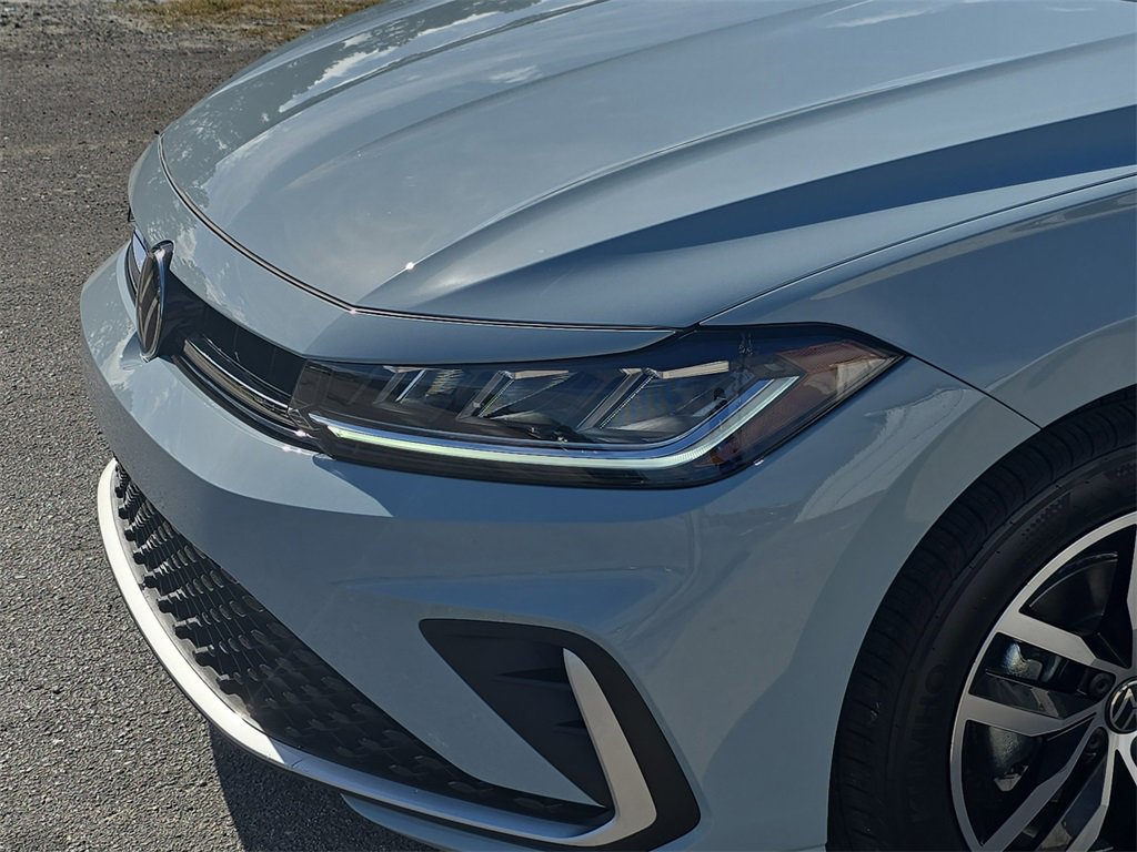 New 2026 Volkswagen Jetta SE image 13
