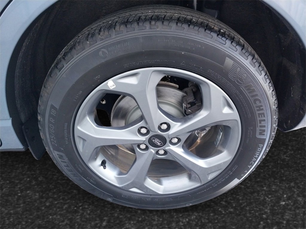 Used 2023 Ford Escape ST-Line image 12