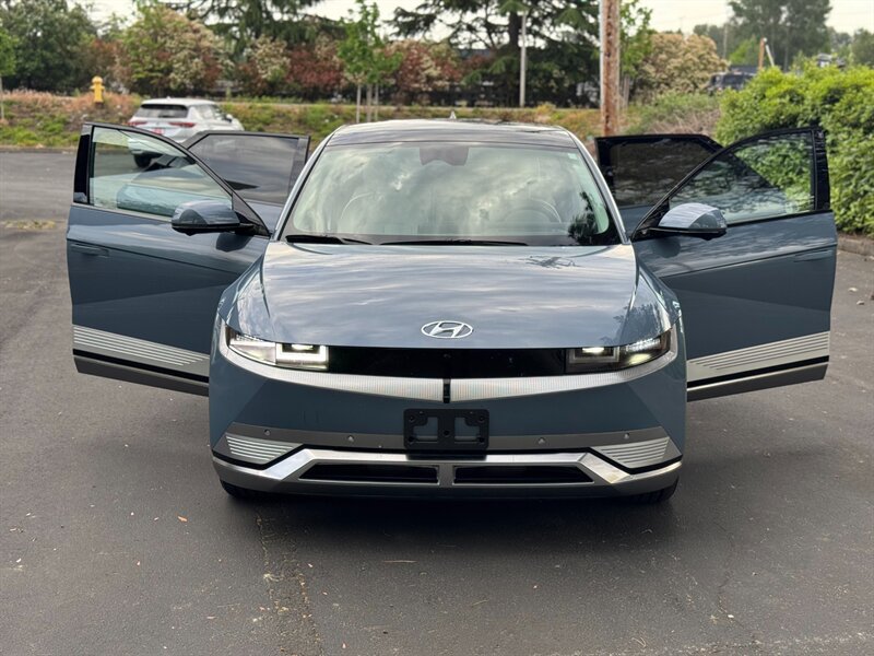Used 2024 Hyundai Ioniq 5 Limited AWD/4WD image 24