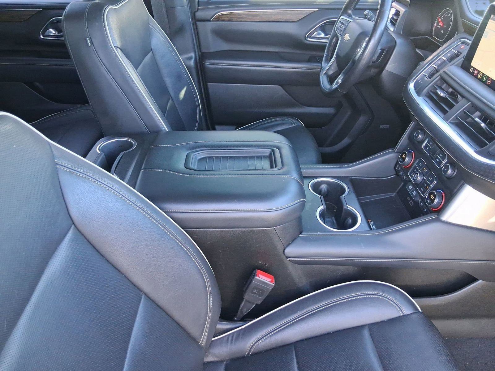 Used 2021 Chevrolet Tahoe Premier w/ Premium Package image 32