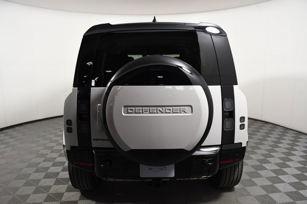 New 2026 Land Rover Defender 110 X-Dynamic SE AWD/4WD image 5