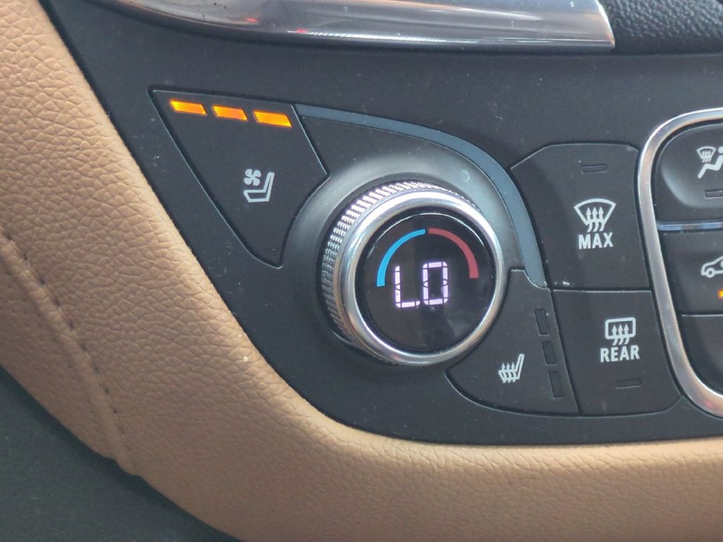 Certified 2019 Chevrolet Equinox Premier FWD image 26