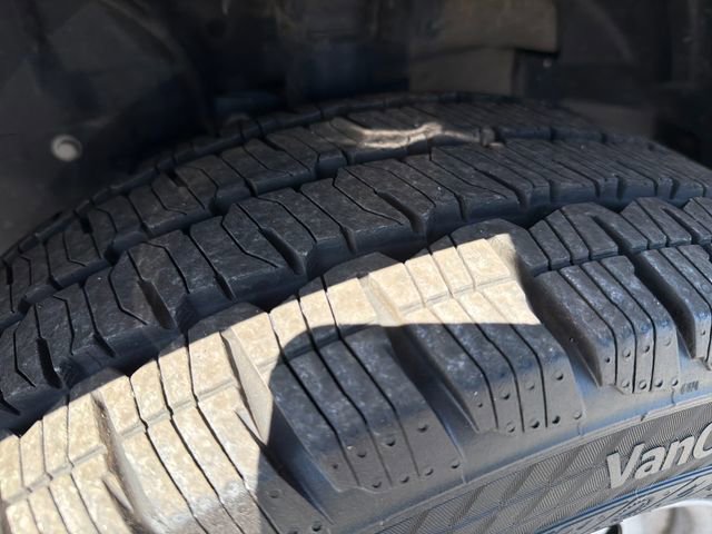 Used 2023 Ford Transit 250 Low Roof AWD w/ Exterior Upgrade Package image 28