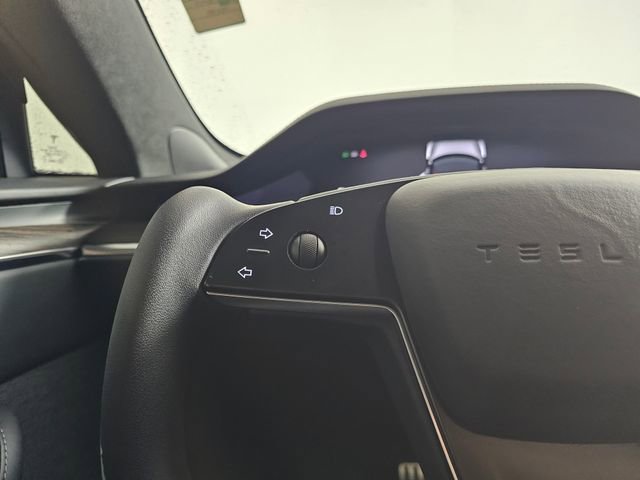 Used 2022 Tesla Model S image 32