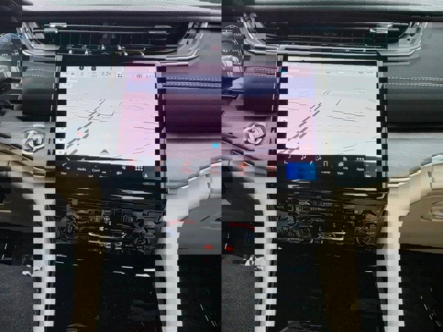 New 2025 Jeep Grand Cherokee L Limited image 19