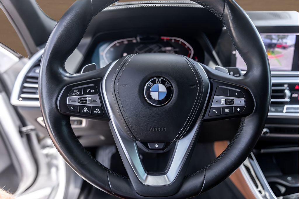 Used 2019 BMW X5 xDrive40i AWD/4WD image 12