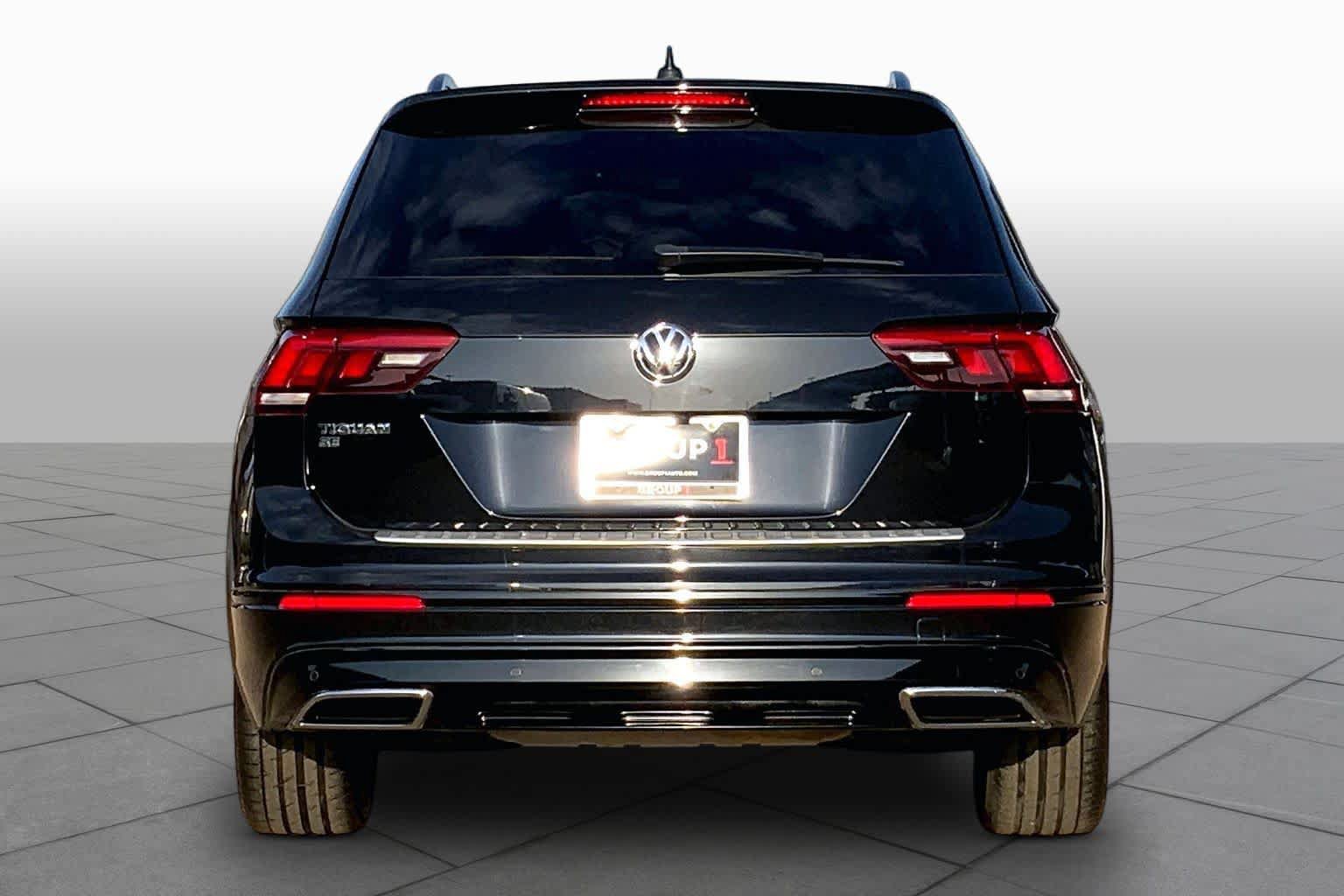 Used 2021 Volkswagen Tiguan SE R-Line FWD image 5