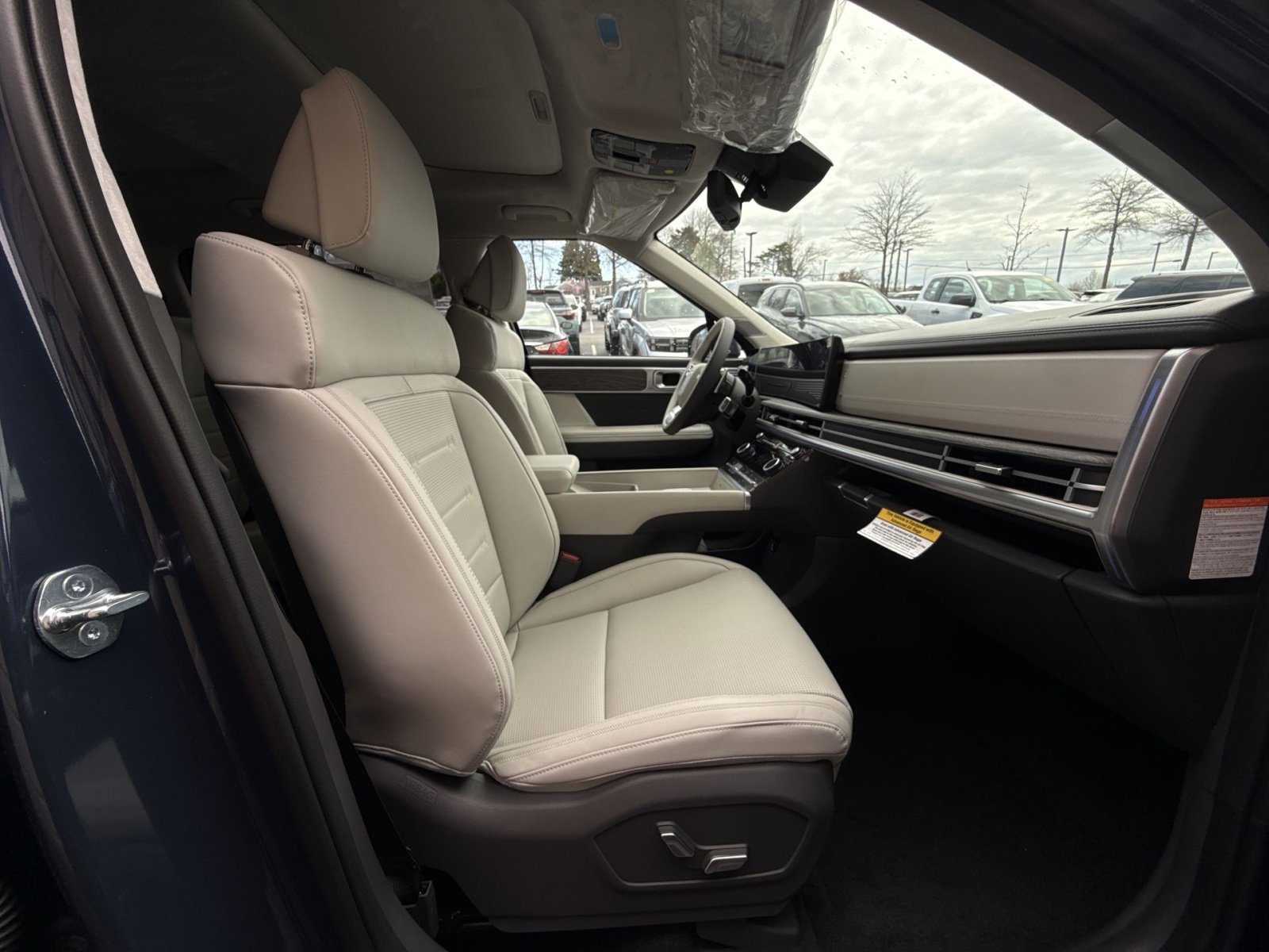 New 2026 Hyundai Santa Fe SE image 28