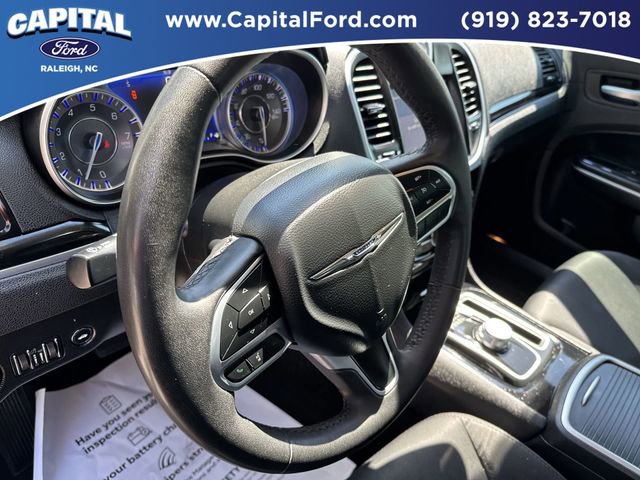 Used 2023 Chrysler 300 Touring w/ Sport Appearance Package RWD image 24