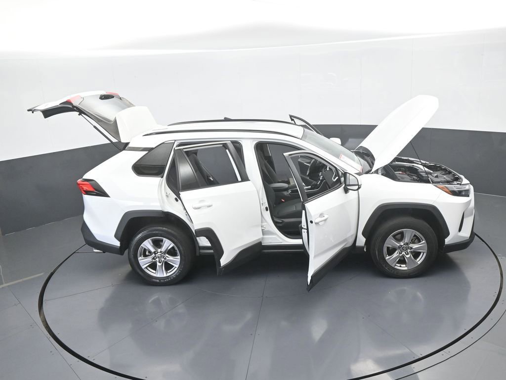 Used 2023 Toyota RAV4 XLE image 59