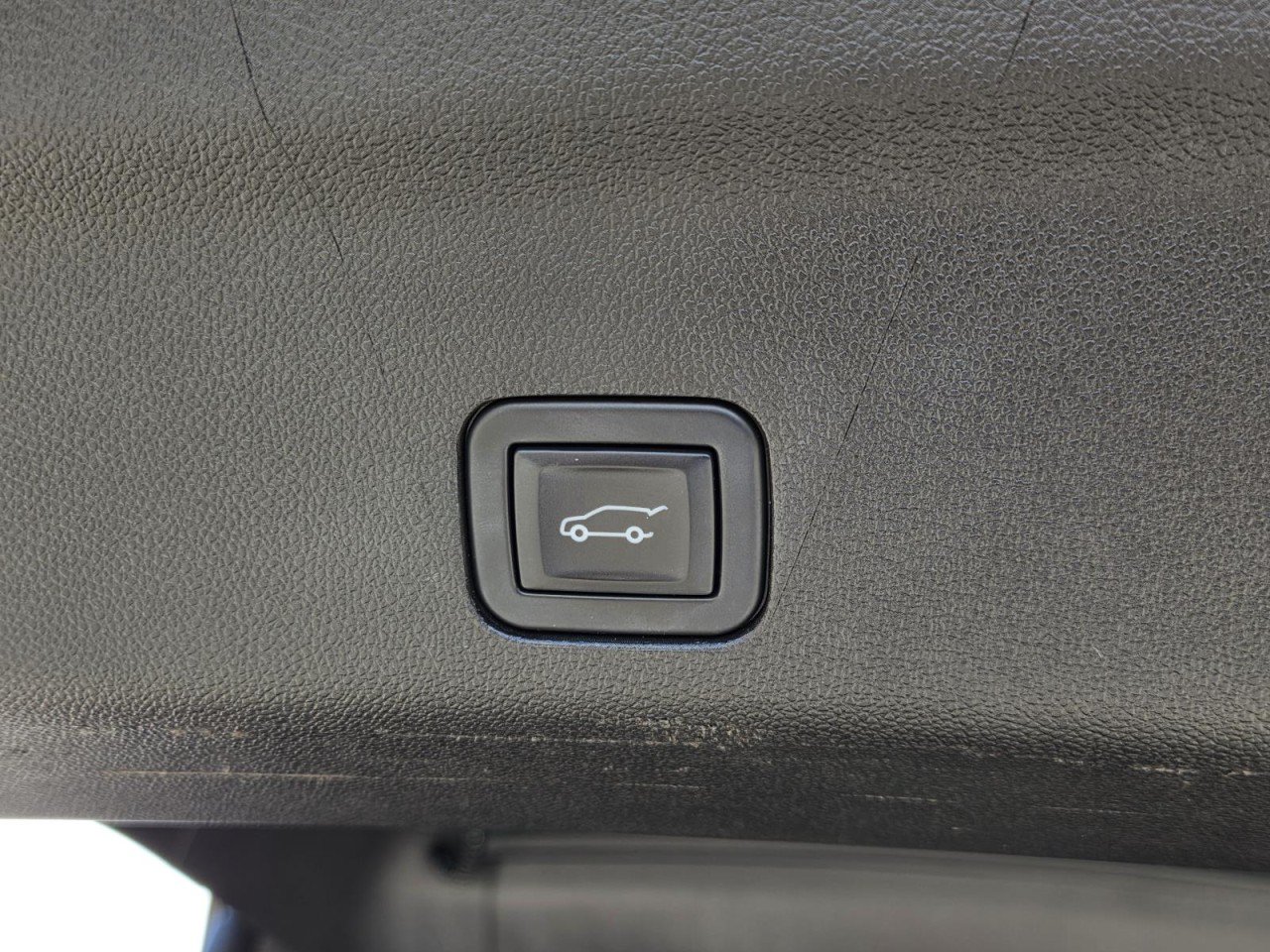 Certified 2023 GMC Yukon Denali Ultimate AWD/4WD image 10