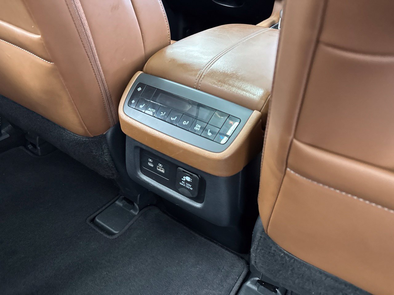 Used 2025 Nissan Pathfinder Platinum AWD/4WD image 50