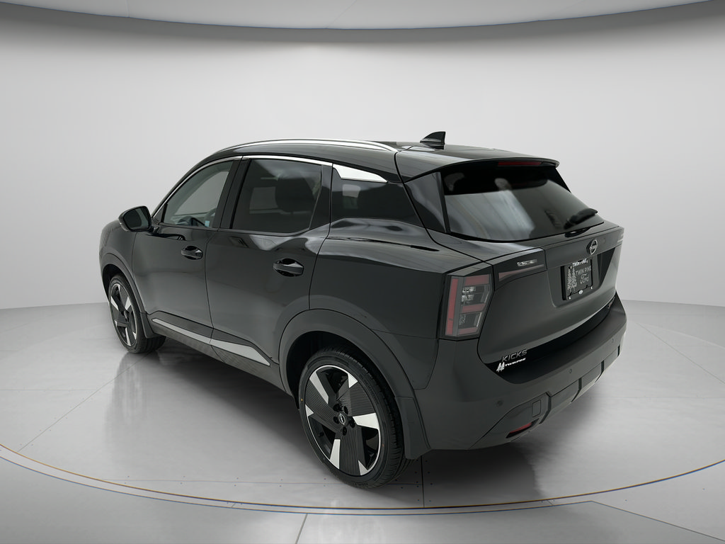 Used 2025 Nissan Kicks SR AWD/4WD image 7