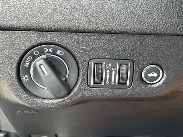 Used 2019 Chrysler 300 Touring L w/ Quick Order Package 22F RWD image 28