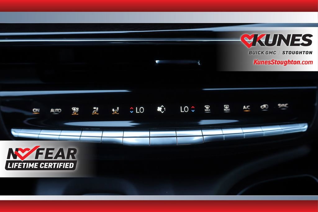 Used 2024 Cadillac Escalade ESV Sport Platinum w/ LPO, ONYX Package image 42