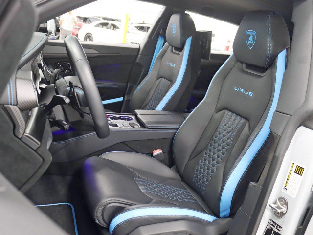 Used 2023 Lamborghini Urus Performante image 39