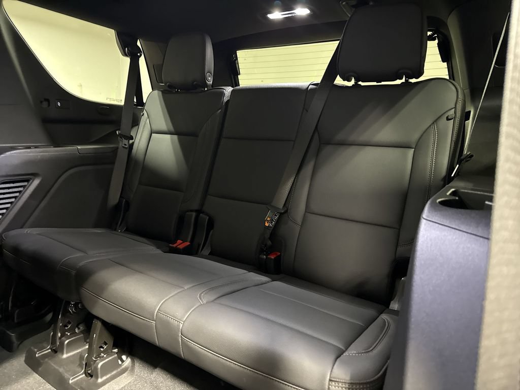 New 2026 Chevrolet Tahoe High Country AWD/4WD image 25