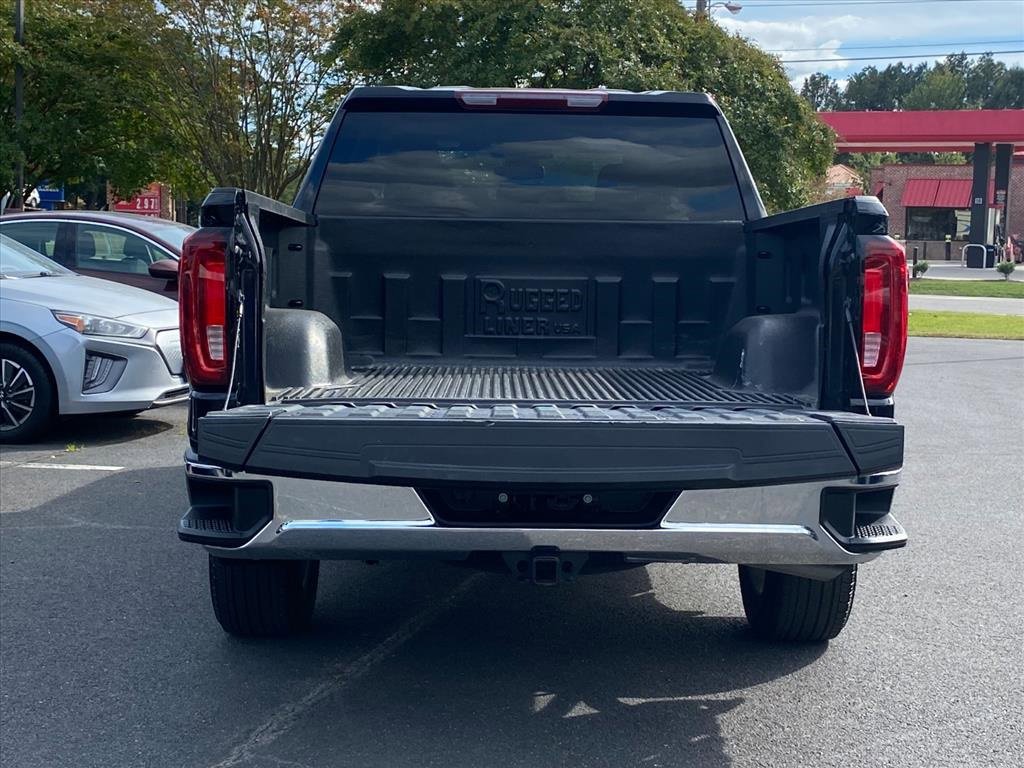 Used 2025 GMC Sierra 1500 SLT image 6