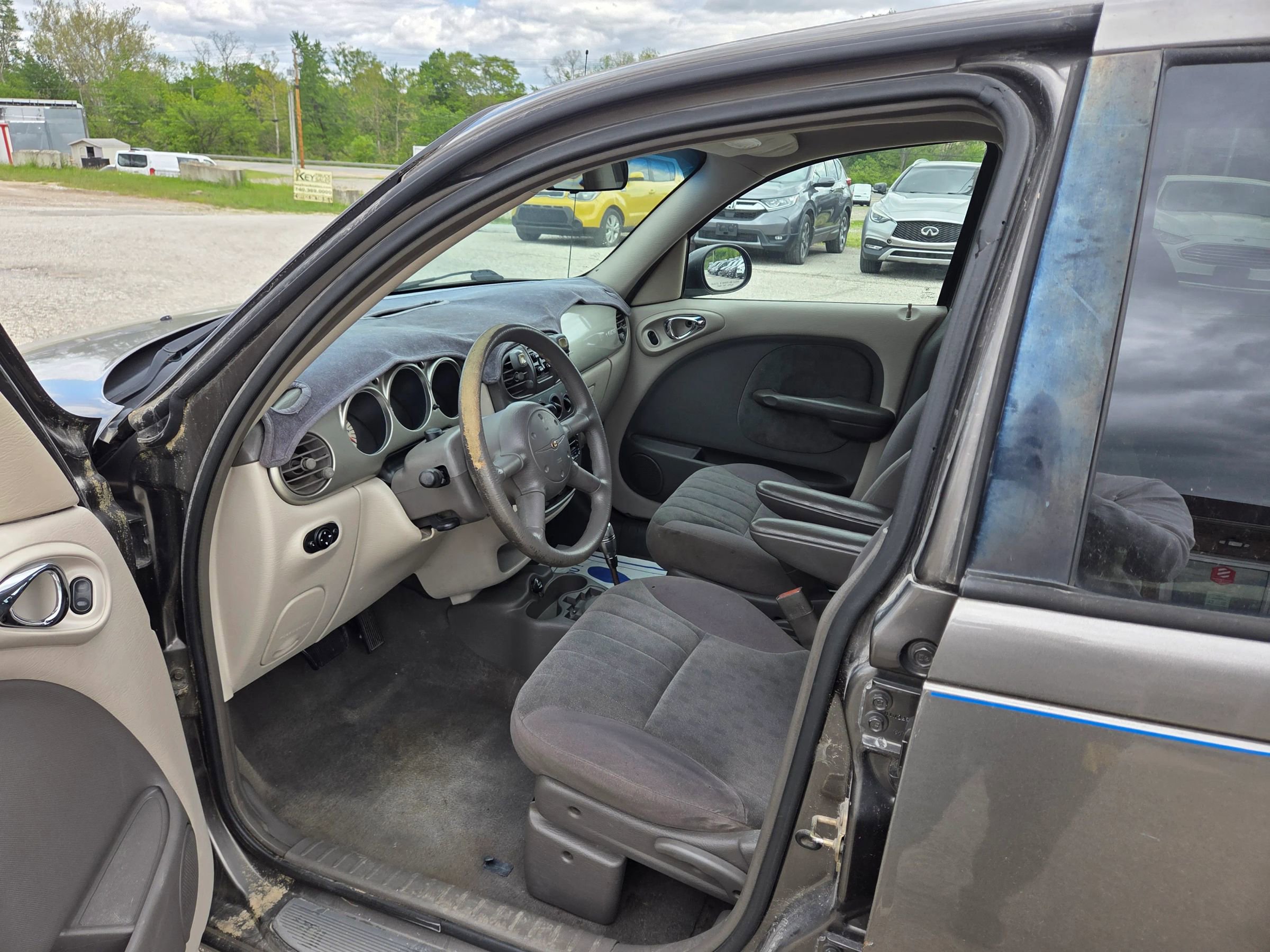 Used 2002 Chrysler PT Cruiser FWD image 11