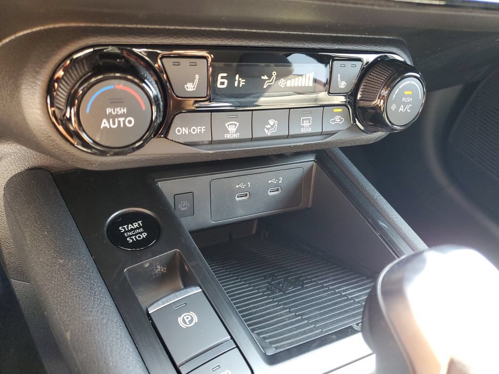 New 2026 Nissan Kicks SV w/ Cold Weather Package AWD/4WD image 18
