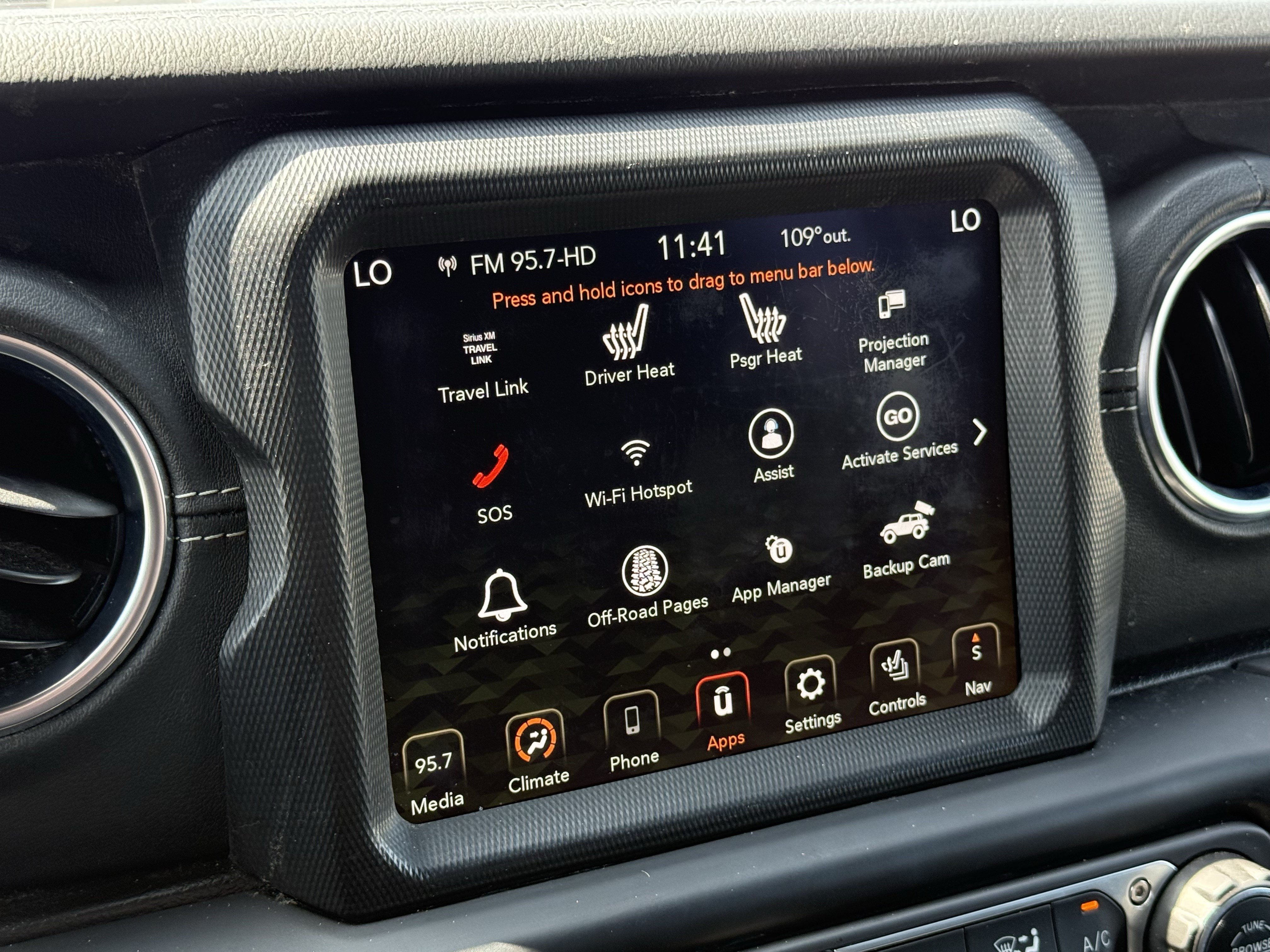Used 2023 Jeep Wrangler Unlimited Sahara w/ Cold Weather Group AWD/4WD image 22
