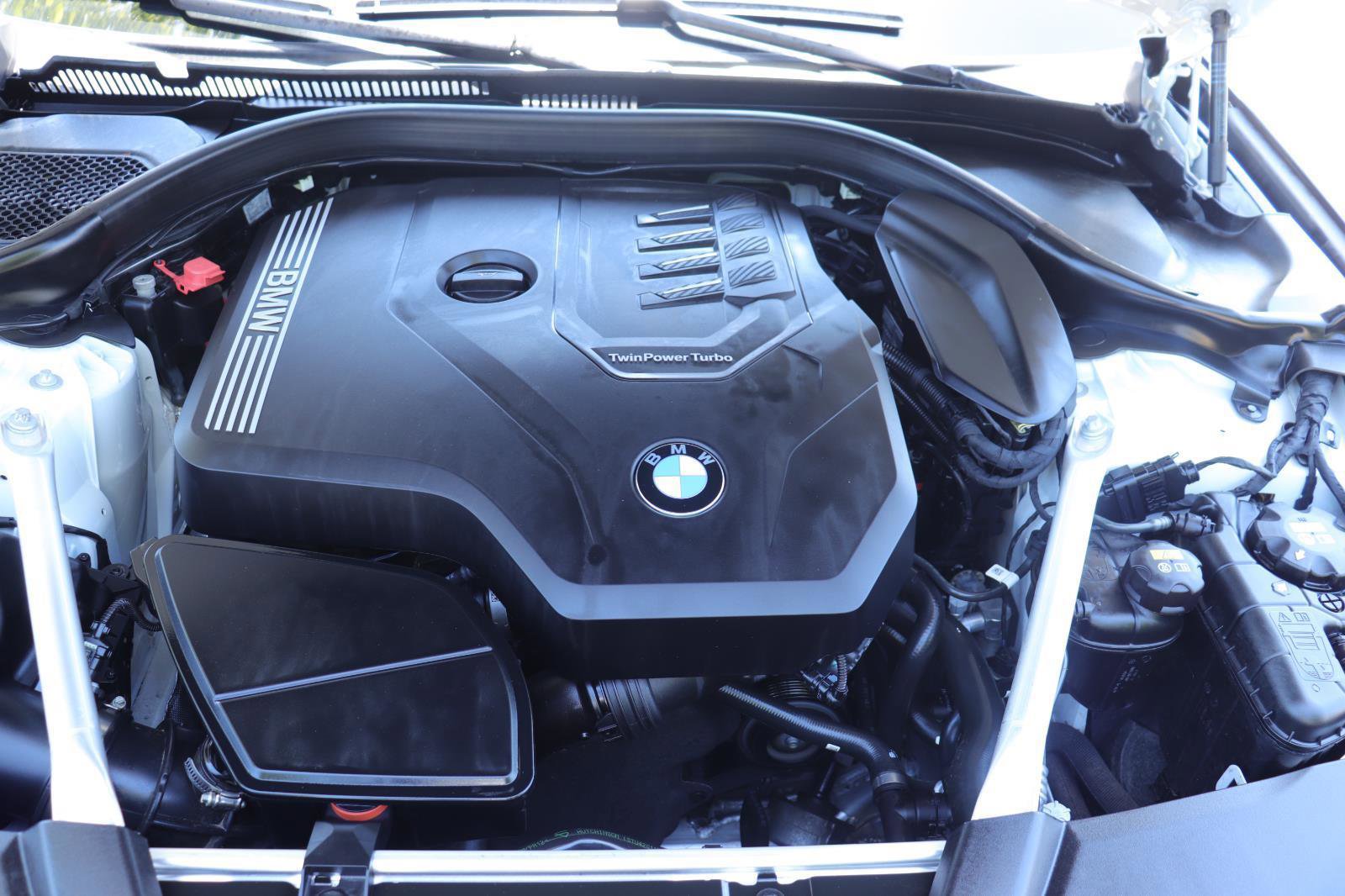 Used 2021 BMW 530i w/ Premium Package RWD image 36