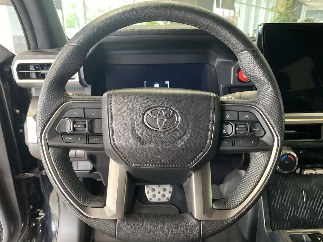 Certified 2024 Toyota Tacoma TRD Sport AWD/4WD image 17